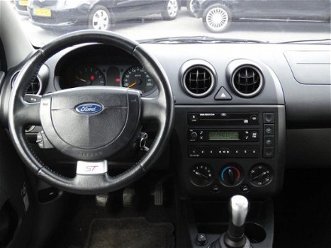 Ford Fiesta - 1.6-16V Ghia - 1