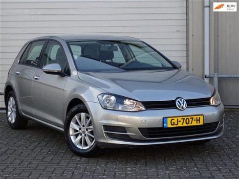 Volkswagen Golf - 1.6 TDI Comfortline BlueMotion - 1