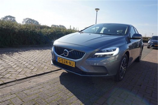 Volvo V40 - 2.0 D2 AUTOMAAT MOMENTUM XENON/LED NAVI 1/2 LEDER AUT.AIRCO CAMERA PARKEERSENSOREN LMV B - 1