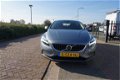 Volvo V40 - 2.0 D2 AUTOMAAT MOMENTUM XENON/LED NAVI 1/2 LEDER AUT.AIRCO CAMERA PARKEERSENSOREN LMV B - 1 - Thumbnail