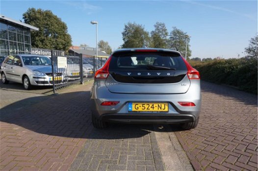 Volvo V40 - 2.0 D2 AUTOMAAT MOMENTUM XENON/LED NAVI 1/2 LEDER AUT.AIRCO CAMERA PARKEERSENSOREN LMV B - 1