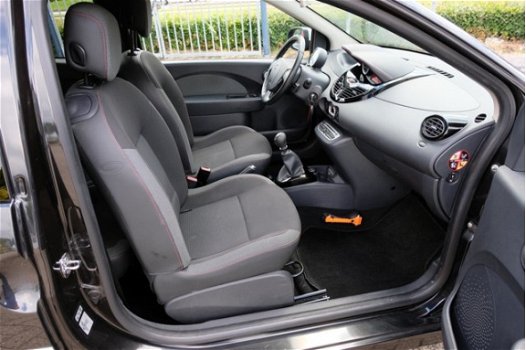 Renault Twingo - 1.2 16V Dynamique Luxe uitvoering met climate control - 1