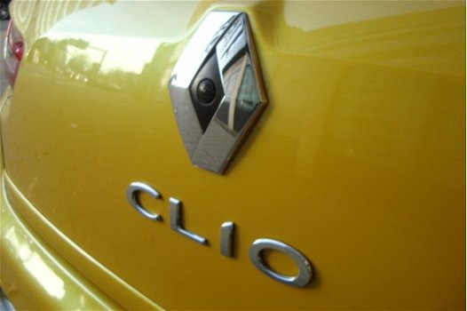 Renault Clio - 1.6 R.S. R-SOUND CLIMA LEER CAMERA RS - 1