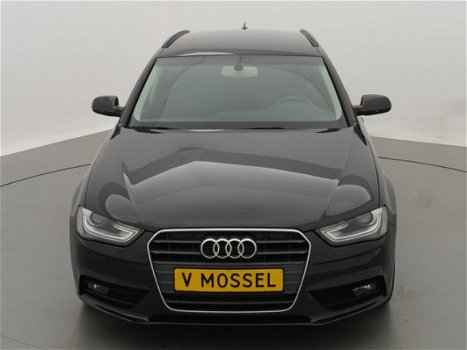 Audi A4 - 2.0 TDI Ultra 136pk ( NAVI/PDC/XENON/CLIMA) - 1