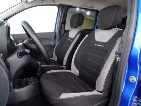Dacia Lodgy - TCe 115pk Laureate 7-Zitplaatsen, Navig., Airco, Cruise, Ruimtewonder - 1