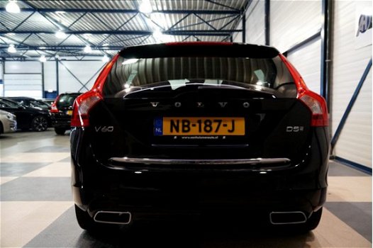 Volvo V60 - €16269 ex.BTW 15% BT tot 01-2022 2.4 D5 AWD 173kW/235pk Aut6 PIHV Twin Engine Special Ed - 1