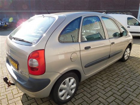 Citroën Xsara Picasso - 1.8i-16V - 1