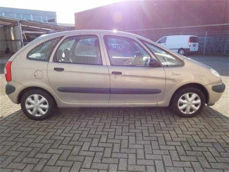 Citroën Xsara Picasso - 1.8i-16V - 1