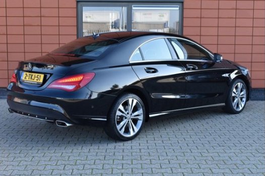 Mercedes-Benz CLA-Klasse - 200 Ambition Urban Navigatie/Camera/Xenon - 1