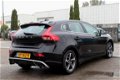 Volvo V40 - 2.0 D2 R-Design + Skirts+ Xenon + Leder + Navi + Ecc + Pdc - 1 - Thumbnail