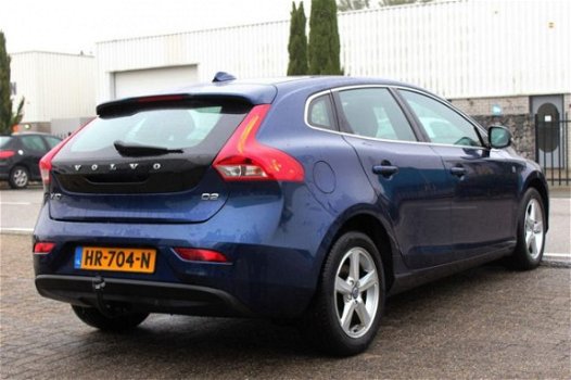 Volvo V40 - 2.0 D2 Ocean Race + Pano + Xenon + Leder + Navi - 1