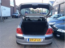 Peugeot 307 - 2.0 16V Automaat Leder 118.589km APK 2021