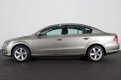 Volkswagen Passat - 1.6 TDI HIGHLINE EXECUTIVE EDITION | Navi | Cruise | Trekhaak | - 1 - Thumbnail