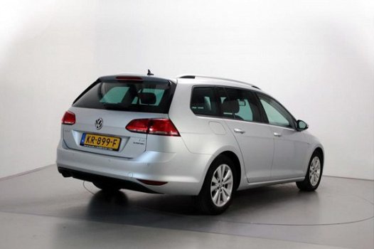 Volkswagen Golf Variant - 1.0 TSI Connected Series Navigatie Camera Climate ParkAssist DAB+ - 1