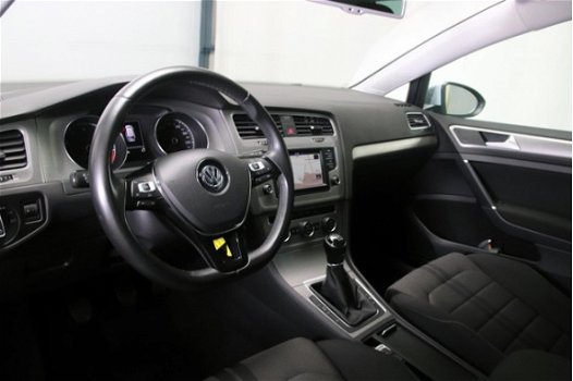 Volkswagen Golf Variant - 1.0 TSI Connected Series Navigatie Camera Climate ParkAssist DAB+ - 1