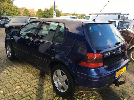 Volkswagen Golf - 2.0 Highline - 1