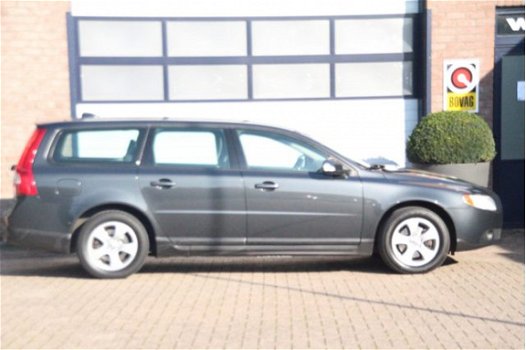 Volvo V70 - 2.4D AUTOMAAT 176 PK, Limited Edition, - 1