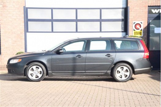 Volvo V70 - 2.4D AUTOMAAT 176 PK, Limited Edition, - 1