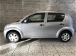 Daihatsu Sirion - 2 1.3 Automaat Comfort / El-ramen/Radio CD/Trekhaak - 1 - Thumbnail