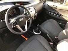 Hyundai i20 - 1.25 DynamicVersion Airco El.ramen CV 85.766km