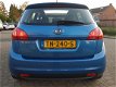 Kia Venga - 1.4 CVVT X-pect ZEER MOOIE COMPLETE AUTO, 98555 KM-NAP BJ 2011 - 1 - Thumbnail