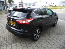 Nissan Qashqai - 1.2 N-Connecta Navi, Camera