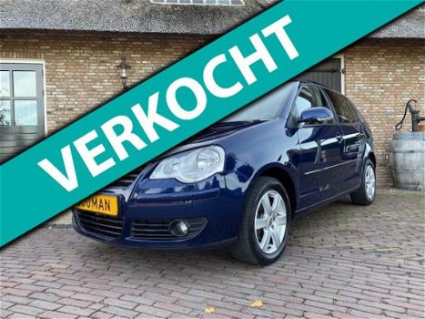 Volkswagen Polo - 1.6-16V Comfortline -5 Deurs- Nieuwe APK- Airco - 1