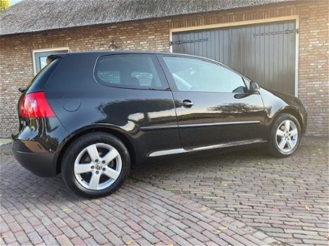 Volkswagen Golf - 1.6 Comfortline Business United - 1