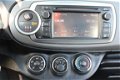 Toyota Yaris - 1.0 VVT-i Aspiration, Airco, Camera - 1 - Thumbnail