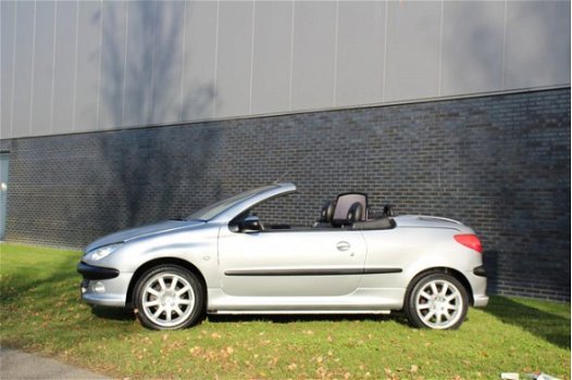 Peugeot 206 CC - 2.0-16V Cabrio - 1