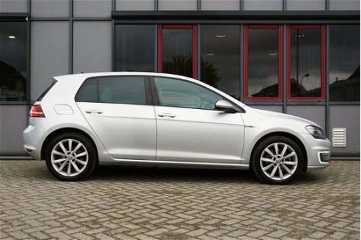 Volkswagen Golf - 1.4 TSI GTE Panorama incl. BTW - 1