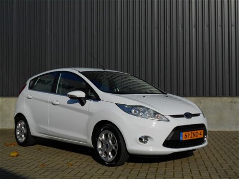 Ford Fiesta - 1.25i 5-drs. Titanium met Airco / Elek. Pakket / LMV - 1