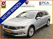 Volkswagen Passat Variant - 2.0 TDI Highline 140PK/Leer/Airco-ecc/alu wielen/navi/Led/Enz - 1 - Thumbnail