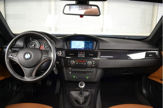 BMW 3-serie Cabrio - 325i LEER + NAVI + XENON - 1