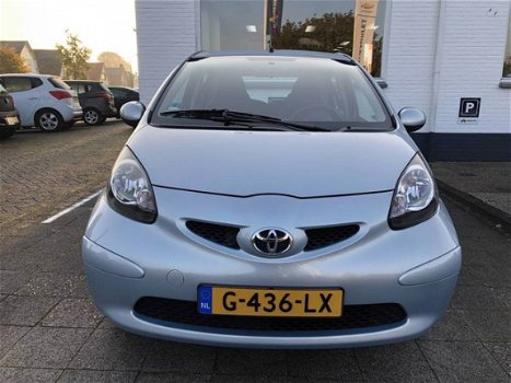 Toyota Aygo - 1.0 5-DRS AIRCO NIEUW APK Rijklaar - 1