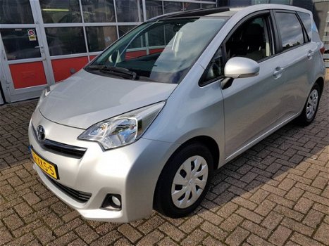 Toyota Verso S - Verso-S 1.3 VVT-i Aspiration met Panoramisch dak - 1