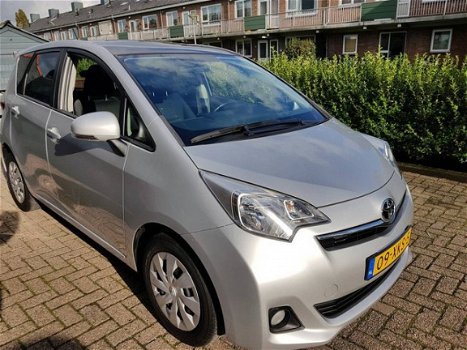 Toyota Verso S - Verso-S 1.3 VVT-i Aspiration met Panoramisch dak - 1