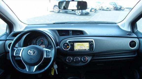 Toyota Yaris - 1.0 VVT-I 5DR ASPIRATION NAVI TREKHAAK - 1