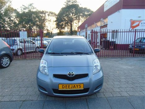 Toyota Yaris - 1.0 12V VVT-I 5DR - 1