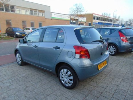 Toyota Yaris - 1.0 12V VVT-I 5DR - 1