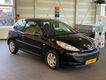 Peugeot 206 - 1.1 Accent zwart 2011 - 1 - Thumbnail