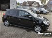 Mitsubishi Space Star - 1.2 80pk Life | Cruise C | Licht- en regensensor | Bluetooth - 1 - Thumbnail