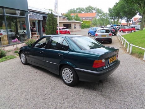 BMW 3-serie - 316 i youngtimer 39000 km roestvrij - 1