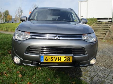 Mitsubishi Outlander - 2.0 PHEV Instyle Plus - 1