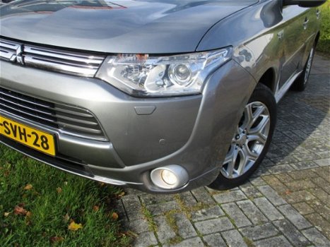 Mitsubishi Outlander - 2.0 PHEV Instyle Plus - 1