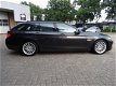 BMW 5-serie Touring - 530D 245PK 8traps automaat, HIGH EXECUTIVE, LEER, NAV, Dealeronderh, Zeer netj - 1 - Thumbnail