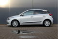 Hyundai i20 - 1.0 T-GDI Go | Navigatie | Lm-wielen | Privacy glass | Parkeersensoren | Garantie 03-2 - 1 - Thumbnail