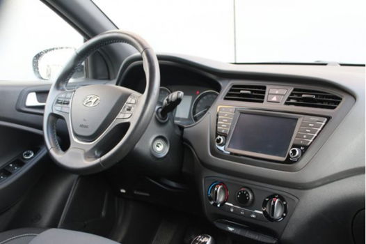 Hyundai i20 - 1.0 T-GDI Go | Navigatie | Lm-wielen | Privacy glass | Parkeersensoren | Garantie 03-2 - 1