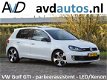 Volkswagen Golf - 2.0 GTI / parkeerassistent / glazen schuifdak / stoelverwarming / F1-schakeling op - 1 - Thumbnail