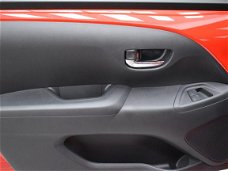 Toyota Aygo - 1.0 5drs X-Play | Apple CarPlay | Android Auto